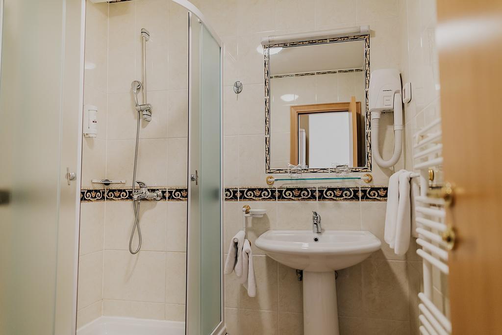 Hotel Silver Osijek Bilik gambar