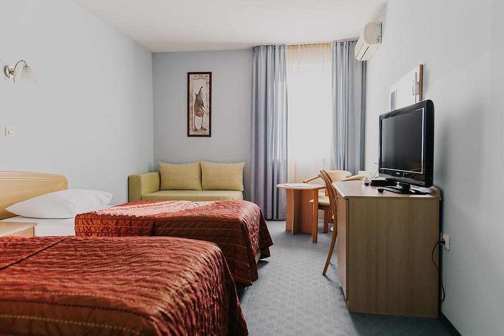 Hotel Silver Osijek Luaran gambar