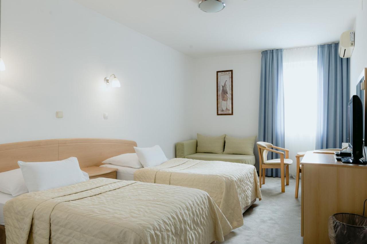 Hotel Silver Osijek Luaran gambar